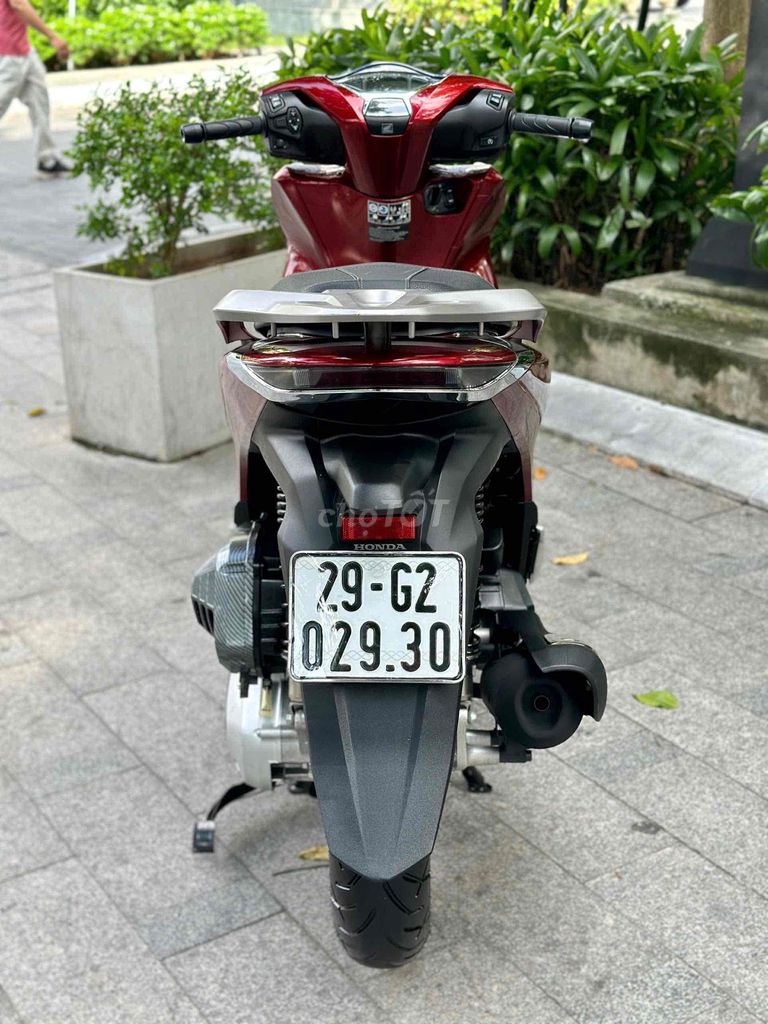 SH 125 CBS 2022 màu đỏ cực đẹp, cực chất lượng. Mua bán Xe máy tại Quận Đống Đa Hà Nội được đăng bởi Xe Máy Vượng Trung hình 2