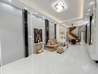 Nhà phố 66 m² · 3 PN · Đường Huỳnh Tấn Phát