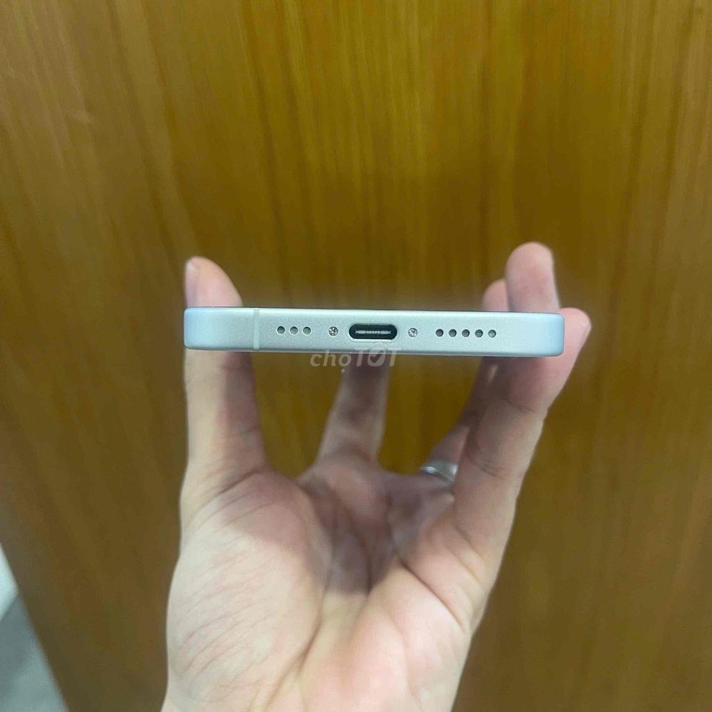 Apple iPhone 16 Trắng Like new. Mua bán Điện thoại tại Quận Ninh Kiều Cần Thơ được đăng bởi Minh Phát hình 1