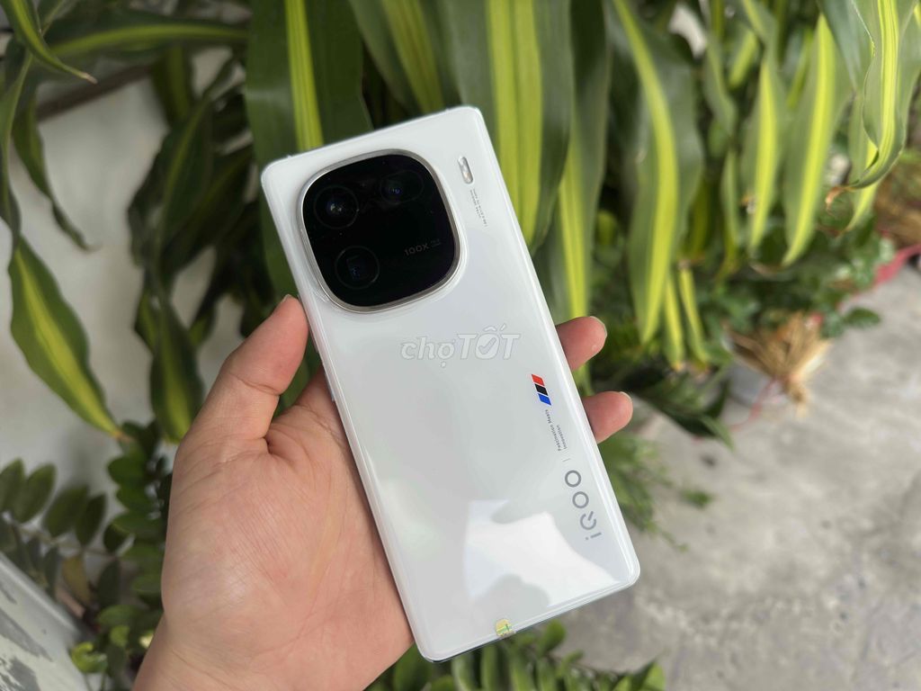 IQOO 12 Pro  16GB/256GB Pin 94 % ken 99. Mua bán Điện thoại tại Quận Ninh Kiều Cần Thơ được đăng bởi ĐIỆN THOẠI GIÁ TỐT UY TÍN  hình 1
