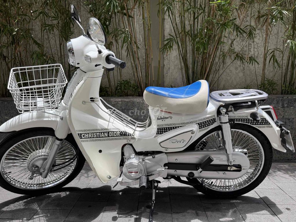 bán lại xe cub sumotor 98% màu trắng. Mua bán Xe máy tại Quận 4 Tp Hồ Chí Minh được đăng bởi Silsil hình 5