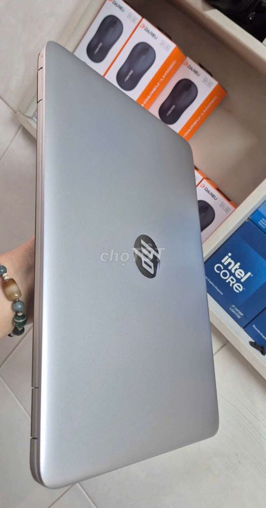 Laptop HP 840G4. Mua bán Laptop tại Quận 10 Tp Hồ Chí Minh được đăng bởi Trinh Cẩm hình 1