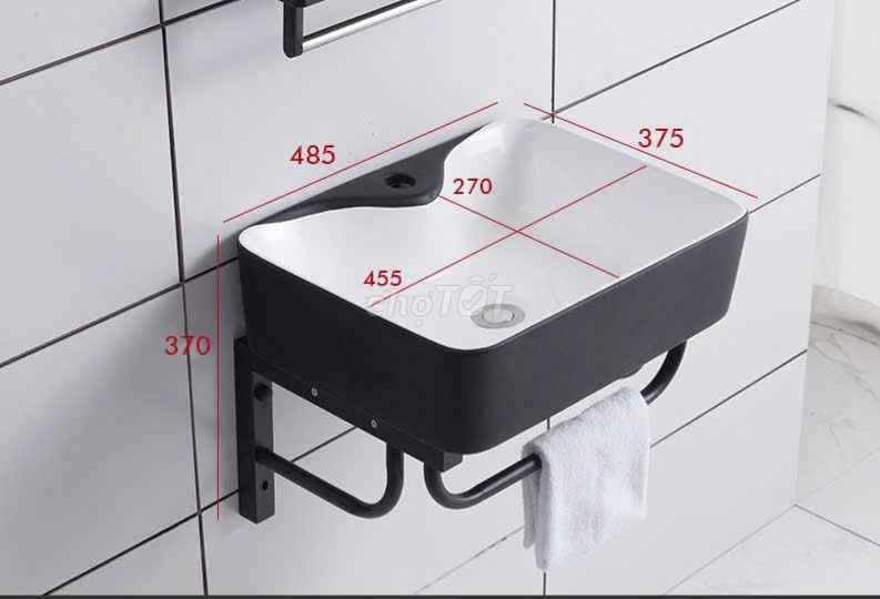 Chậu lavabo treo tường Đen. Mua bán Thiết bị vệ sinh, nhà tắm tại Quận Ba Đình Hà Nội được đăng bởi Trần Phú hình 1