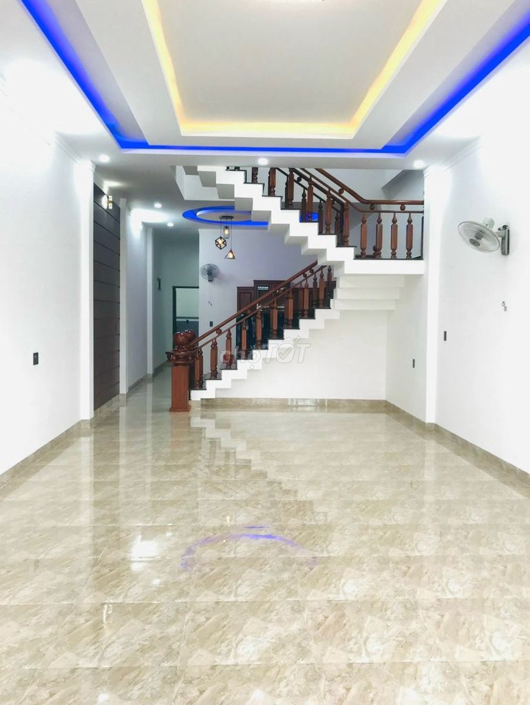 💥Nhà Mê, TC 5*22m,đg Nguyễn Thị Minh Khai,Kinh Doanh Tốt,gần chợ