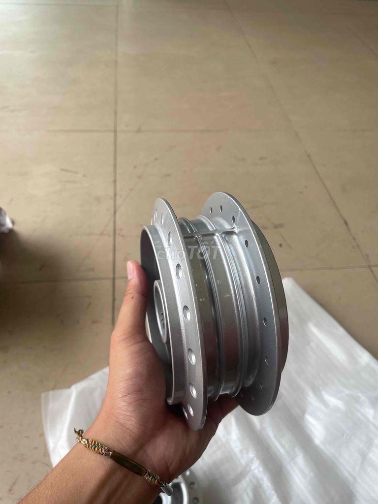 Đùm trước sau xe FuLed Rsx Blade Wave s 110. Mua bán Phụ tùng xe tại Huyện Mỹ Xuyên Sóc Trăng được đăng bởi Huỳnh Tiến hình 2