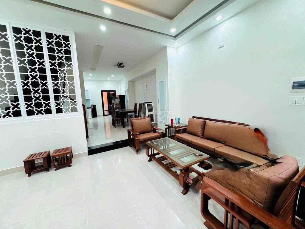 Аренда · 2 комн. · 80 м² · Quận Sơn Trà, ул. Đường Dương Đình Nghệ