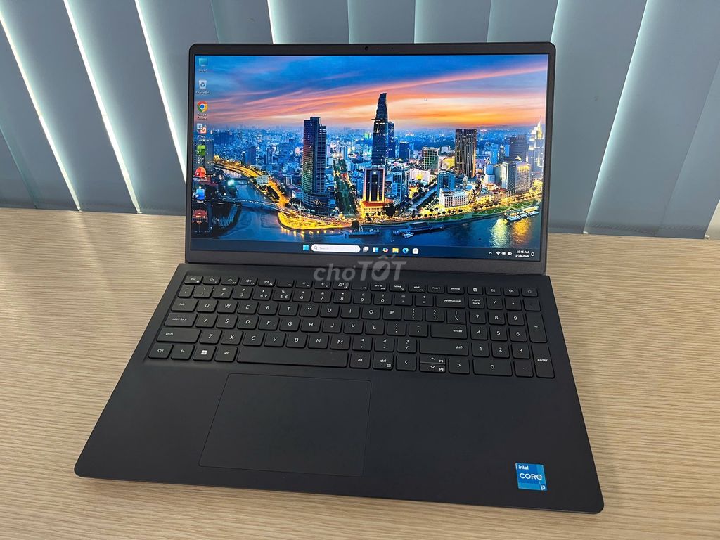Dell Vostro 3530 Date 2025 - còn BH đến 15/06/2026. Mua bán Laptop tại Thành phố Thủ Dầu Một Bình Dương được đăng bởi LAPTOP PHAN NGUYỄN hình 1