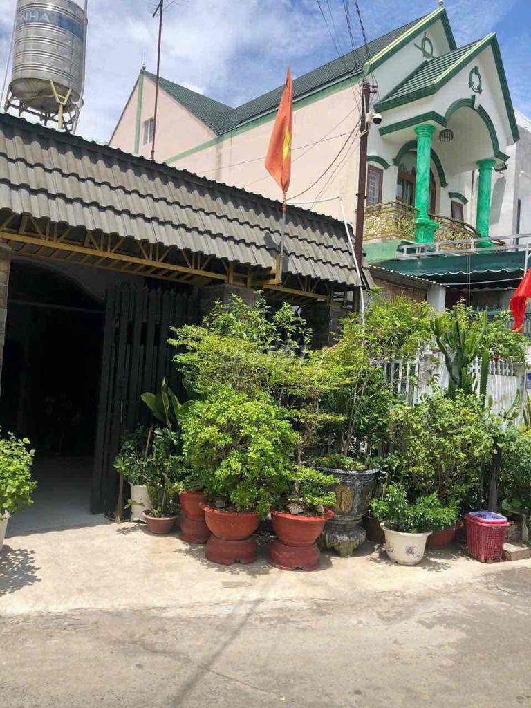 Bán  Nhà có gác lững, mặt tiền hẻm 217 nguyễn Thị Minh Khai Phú Hoà Dt