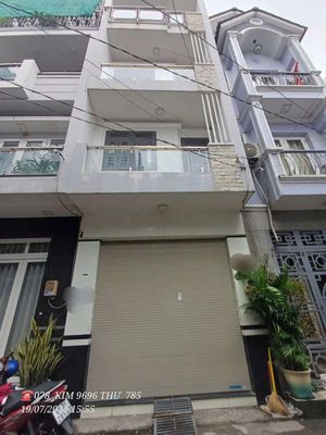 Townhouse 148 m² · 4 bed · Lê Văn Quới 