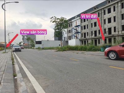 Bán nhà KĐT Tứ Trưng Vĩnh Tường, 102m2, view sân bóng