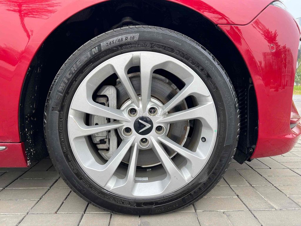 VinFast Lux A2.0 2022 - 60000 km. Mua bán Ô tô tại Quận Hai Bà Trưng Hà Nội được đăng bởi Nguyễn Ngọc Nam hình 14