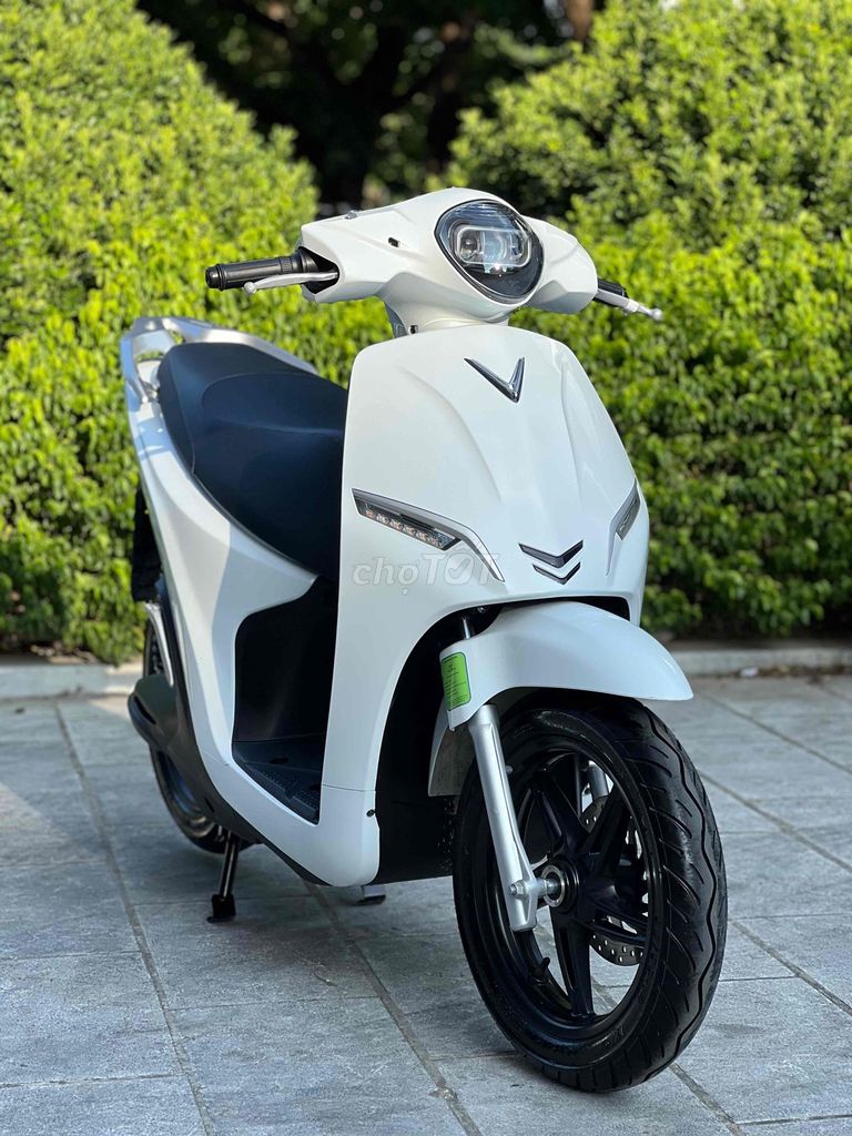Vinfast Feliz II 2026 Trắng 2500km