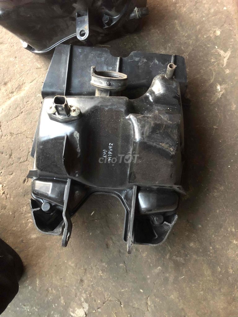 dọn kho thanh lý phụ tùng honda yamaha suzuki. Mua bán Phụ tùng xe tại Thành phố Biên Hòa Đồng Nai được đăng bởi Tranphuong hình 15