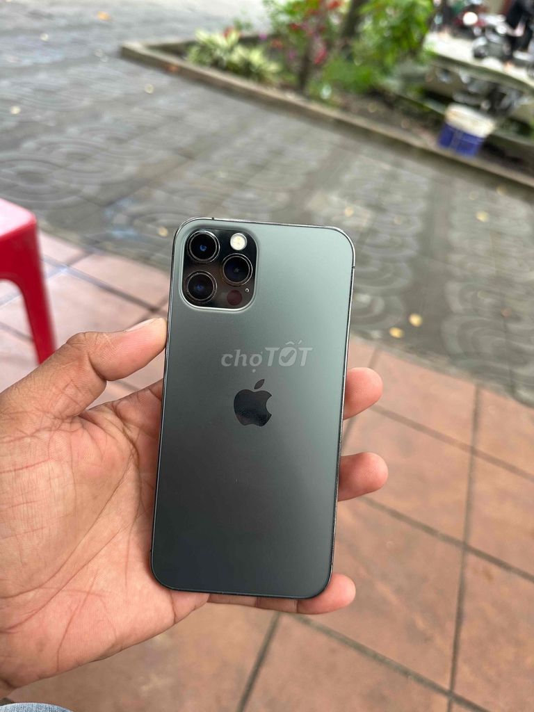iPhone 12 Pro 128GB Xám Like New. Mua bán Điện thoại tại Thành phố Thủ Dầu Một Bình Dương được đăng bởi chengcheng hình 1
