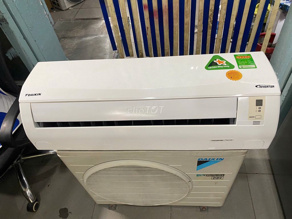 Máy lạnh Daikin 1.5hp inverter siêu Tiết Kiệm Điện. Mua bán Máy lạnh, điều hoà tại Quận 11 Tp Hồ Chí Minh được đăng bởi QUANG PHÁT hình 1