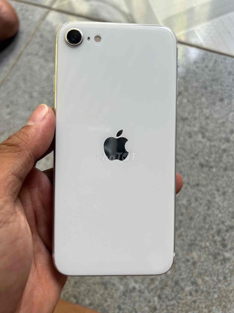 Apple iPhone SE 2020 64GB Trắng. Mua bán Điện thoại tại Thành phố Long Xuyên An Giang được đăng bởi Siêu Thị Xe Tải An Giang hình 1