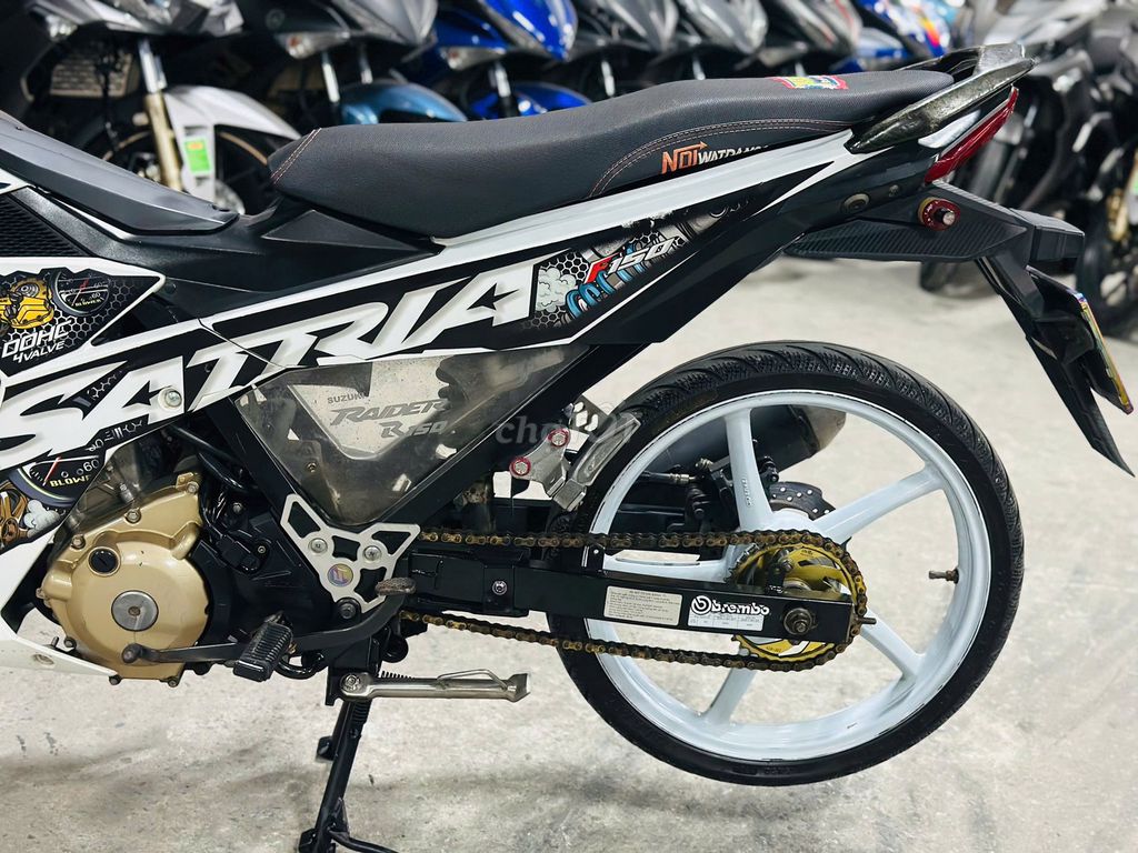 XE MÁYTHANHTÙNG_SATRIA 150 TRẮNG ĐỘ BIỂN ĐẸP 26868. Mua bán Xe máy tại Quận Nam Từ Liêm Hà Nội được đăng bởi THANH TÙNG hình 4