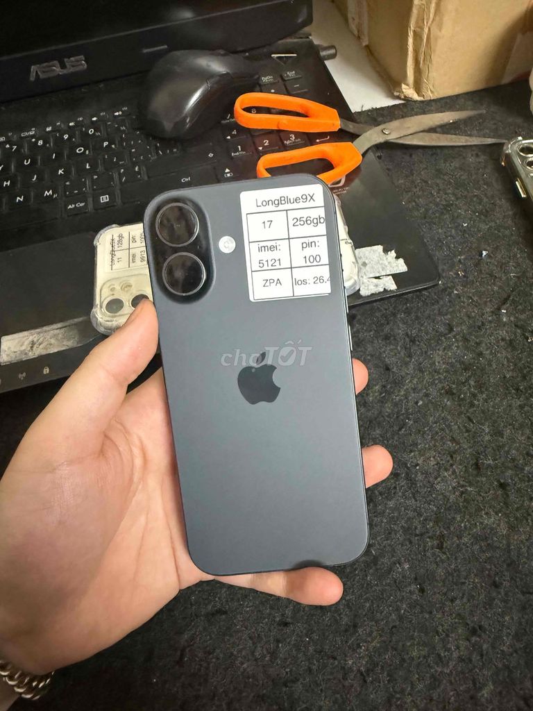 iPhone 17 Đen 256GB Mới 100%. Mua bán Điện thoại tại Quận Cầu Giấy Hà Nội được đăng bởi Long blue 9x hình 1