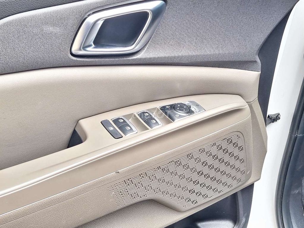 Kia Carnival Luxury 8s sx 2025, chỉ 4.0.0Tr. Mua bán Ô tô tại Thành phố Thủ Đức Tp Hồ Chí Minh được đăng bởi Đức Hưng Siêu thị ô tô Thủ Đức hình 17