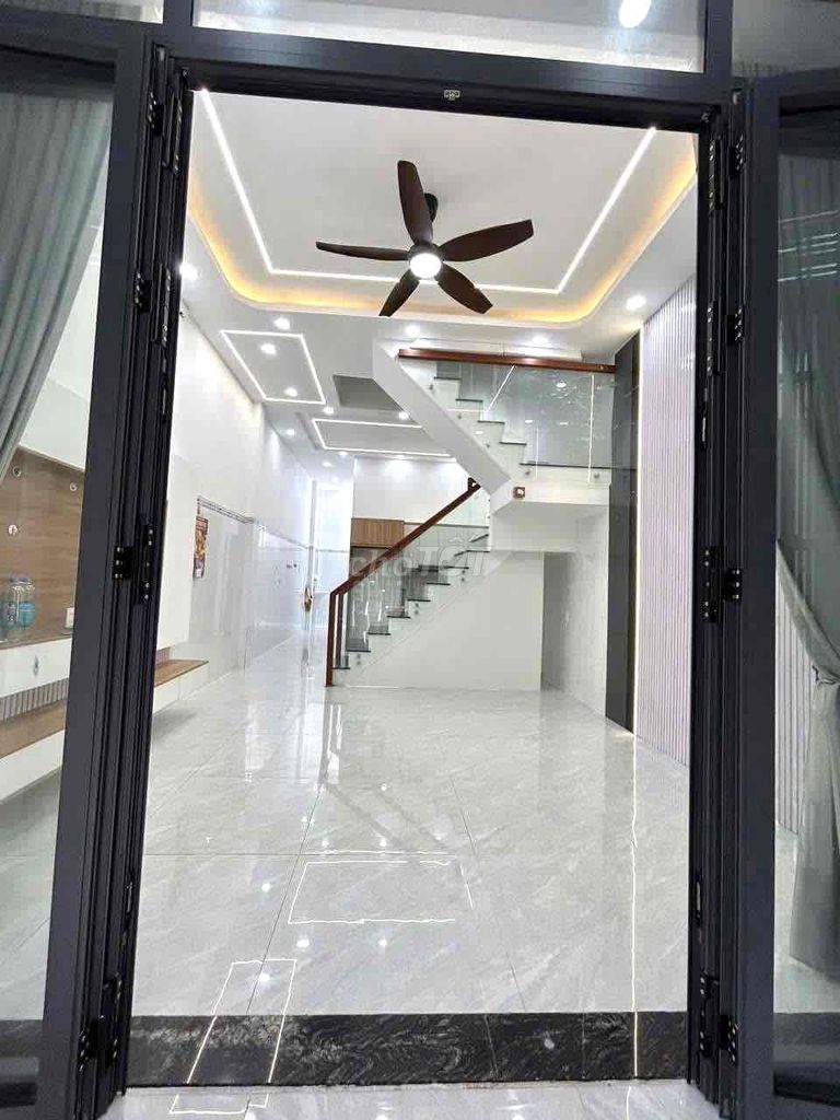 Аренда · 3 комн. · 54 м² · Quận Bình Tân, ул. Đường Chiến Lược