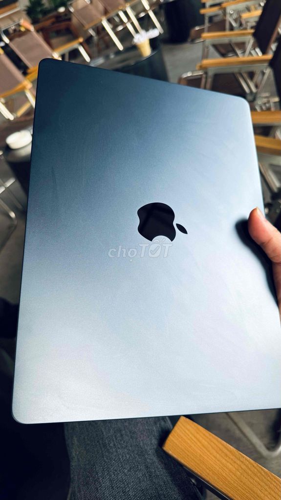 Apple MacBook Air M2 13 inch 8GB/512GB. Mua bán Laptop tại Quận Tân Phú Tp Hồ Chí Minh được đăng bởi Pi hình 1