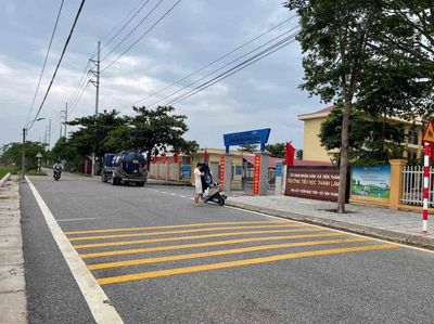 Cần bán lô đất X5 Làng Ngự Tiền - Tiến Thắng - Mê Linh - Hà Nội. Mua bán đất tại Huyện Mê Linh Hà Nội được đăng bởi Nguyễn Thị Kim Bích