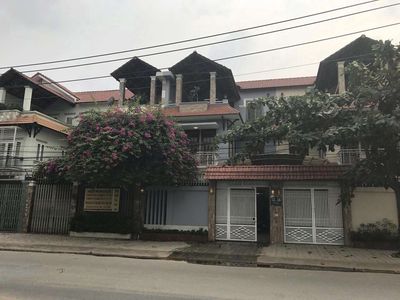 Аренда · 3 комн. · 315 м² · Quận 12, ул. Đường DD5 phường Đông hưng thuận Q12
