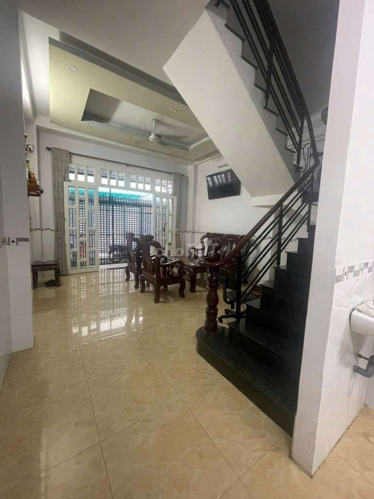 Bán nhà quận 8 ngang gần 5m. Mua bán nhà ở tại Quận 8 Tp Hồ Chí Minh được đăng bởi Lâm Hỷ hình 1