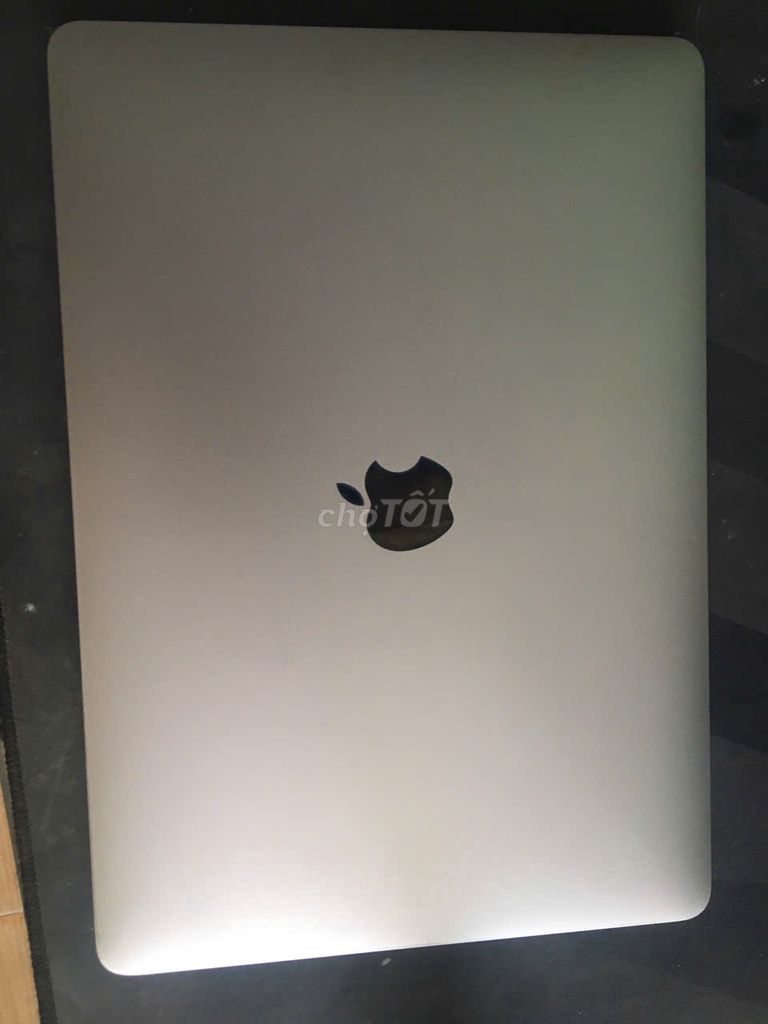 Apple MacBook Air 2020 i3 8GB Bạc. Mua bán Laptop tại Quận 12 Tp Hồ Chí Minh được đăng bởi Hiệp Thành hình 1