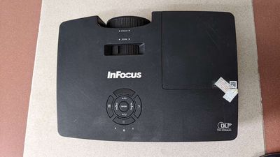Máy chiếu Infocus In220 nguyên bản