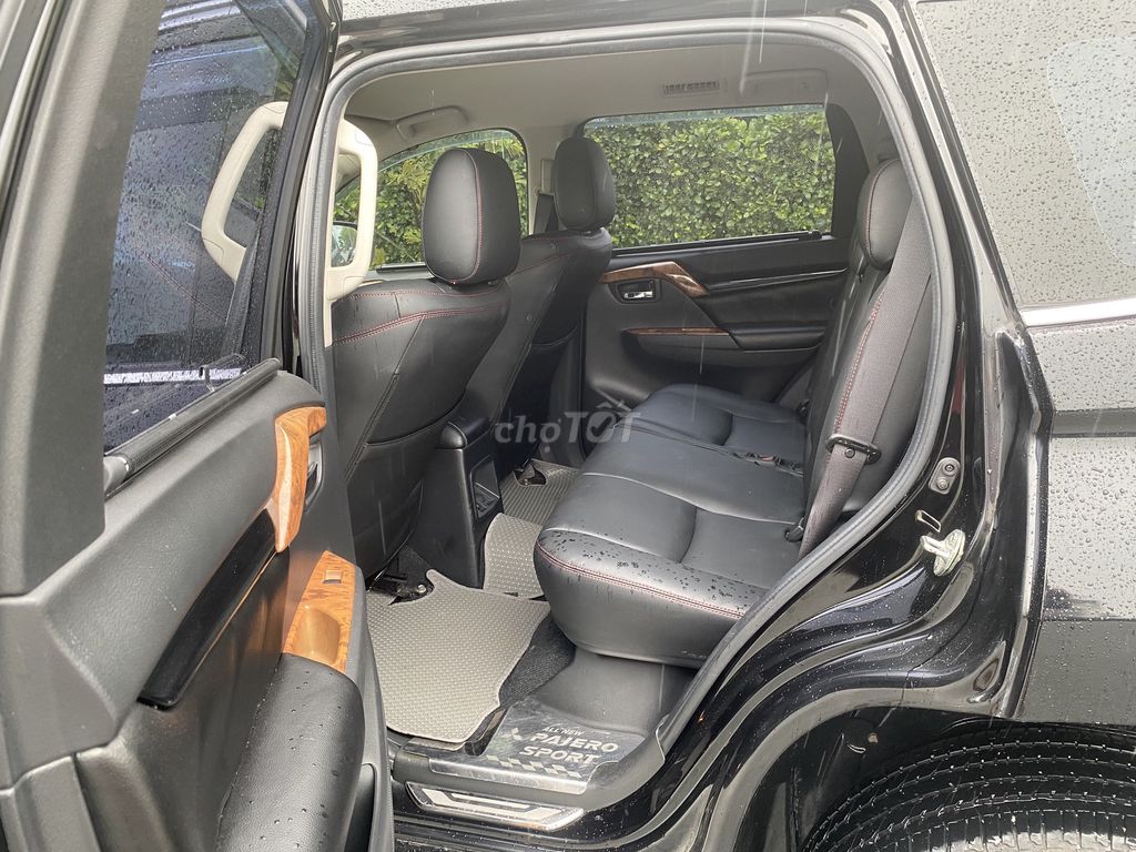 Mitsubishi Pajero Sport 2018 3.0G 4x2 AT Premium. Mua bán Ô tô tại Quận 7 Tp Hồ Chí Minh được đăng bởi quốc phương hình 3
