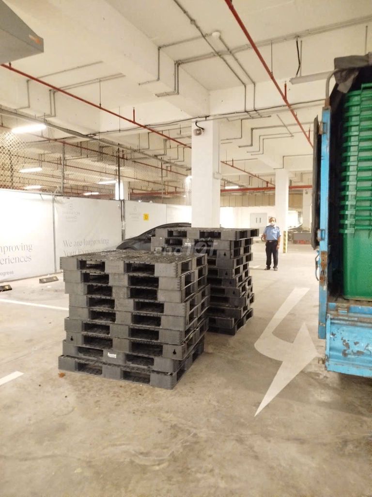 Pallet Nhựa Đen Kích thước 1200x1000x120cm Cũ. Mua bán Đồ chuyên dụng, Giống nuôi trồng tại Quận Liên Chiểu Đà Nẵng được đăng bởi Minh Dũng Nhựa Châu Á hình 1