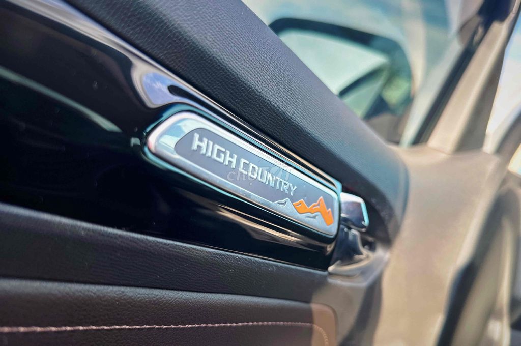 🇺🇸 Bán Tải COLORADO Highcountry 4x4 AT - Cao Cấp. Mua bán Ô tô tại Quận Tân Bình Tp Hồ Chí Minh được đăng bởi Nguyễn Đình Quang Duy  hình 2