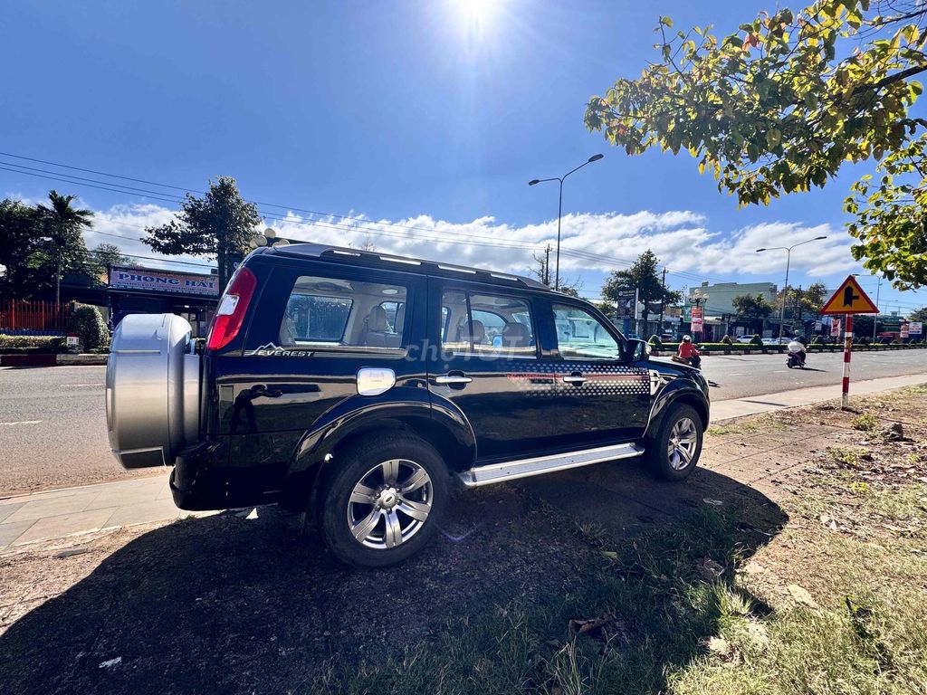 Ford Everest 2014 2.5L 4x4 MT - 150 km. Mua bán Ô tô tại Thành phố Pleiku Gia Lai được đăng bởi Ông Đặng hình 8