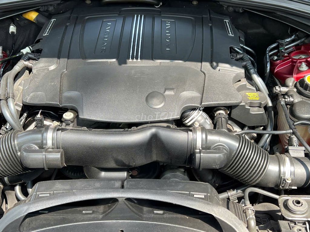 JAGUAR F/PACE. 3.5 TURBO đời 2017  Nhập Anh. Mua bán Ô tô tại Quận 11 Tp Hồ Chí Minh được đăng bởi Nam hình 16