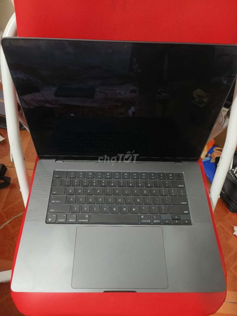 Macbook pro 16 inch m3 pro care+ đẹp 99% fullbox. Mua bán Laptop tại Quận Hà Đông Hà Nội được đăng bởi Tu hình 1
