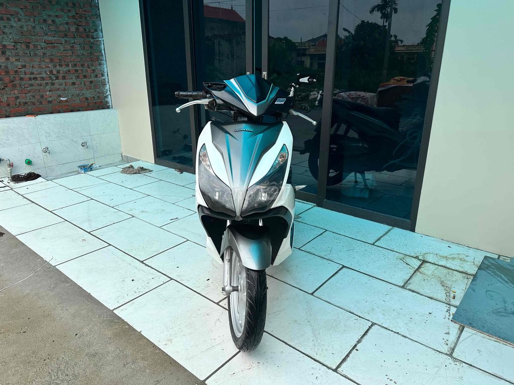 Honda Air Blade 2014 Trắng bạc