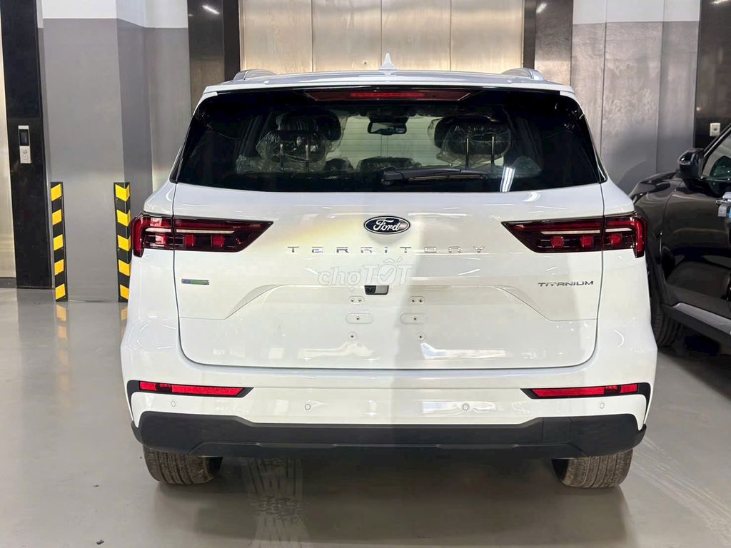 Ford Territory 2025 Titanium 1.5 AT - 1 km. Mua bán Ô tô tại Huyện Hòa Vang Đà Nẵng được đăng bởi Thảo Duyên Ford hình 5