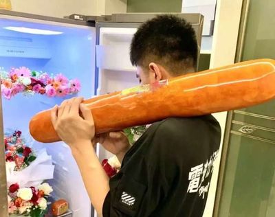 Xúc xích khổng lồ 2KG làm quà tặng, ăn .... Mua bán Đồ ăn, thực phẩm và các loại khác tại Quận 5 Tp Hồ Chí Minh được đăng bởi Hồ Huyy