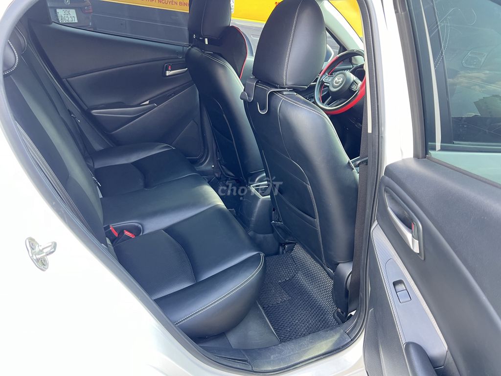 Mazda 2 2020 Cực chất 3,8 vạn km, lên 30 triệu đồ. Mua bán Ô tô tại Quận Cầu Giấy Hà Nội được đăng bởi Xe Cũ Dương Đô hình 6