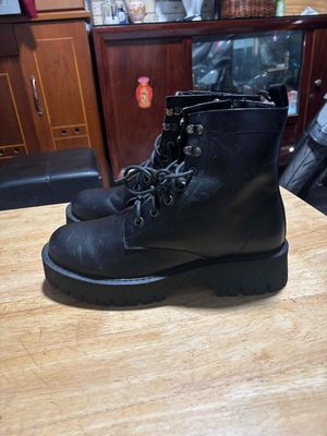 giày da cổ cao mới 99%. Mua bán Giày dép tại Quận 7 Tp Hồ Chí Minh được đăng bởi shop giày si tuyển 