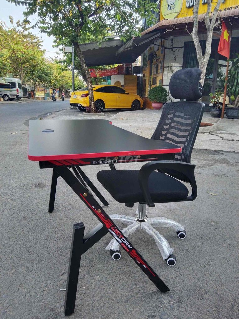 bàn ghế văn phòng giá Rẻ. Mua bán Bàn ghế tại Huyện Hóc Môn Tp Hồ Chí Minh được đăng bởi Bàn Ghế Gia Hưng hình 1