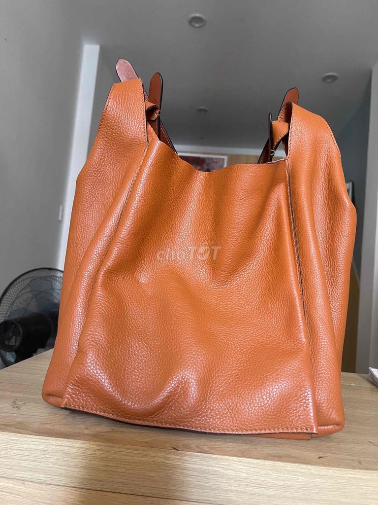 Túi xách Zara Nữ Da thật Nâu. Mua bán Túi xách tại Quận Thanh Khê Đà Nẵng được đăng bởi Phạm Thị Mỹ Trang hình 1