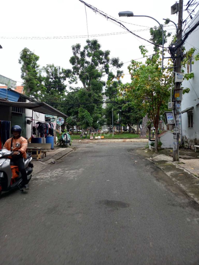 MT NỘI KHU AN LẠC A. BÌNH TÂN 3 TẦNG 10,5 TỶ.