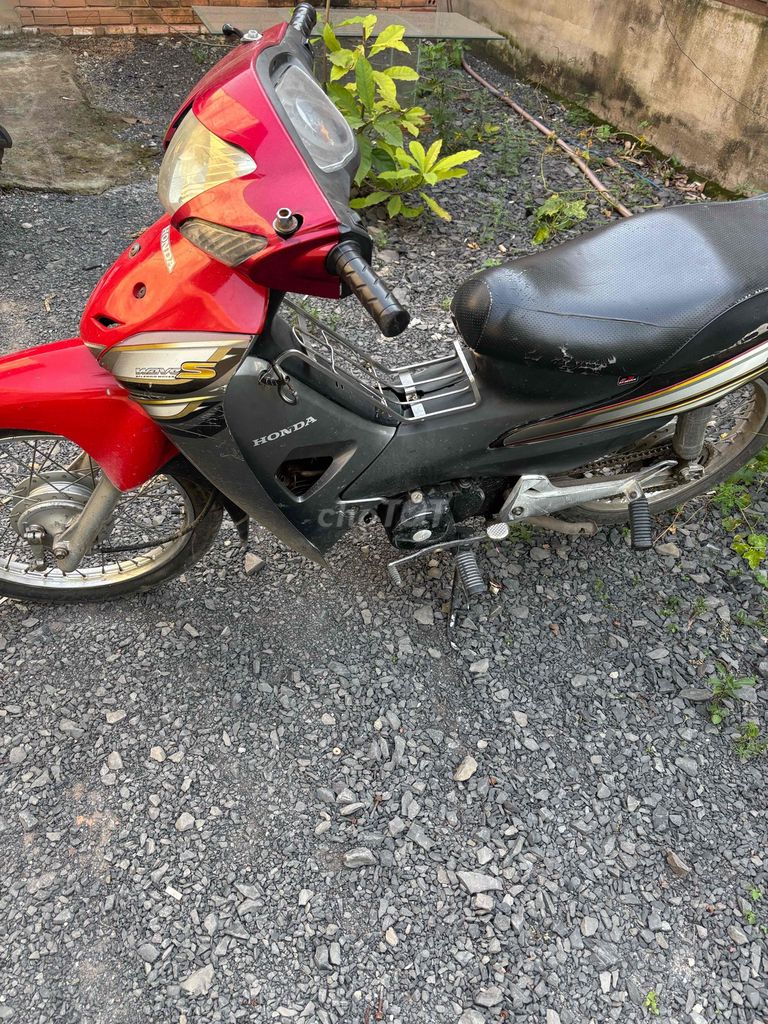 xe đang đi đạp là nổ xe gtdd. Mua bán Xe máy tại Huyện Trảng Bom Đồng Nai được đăng bởi Tuấn Khôi hình 3