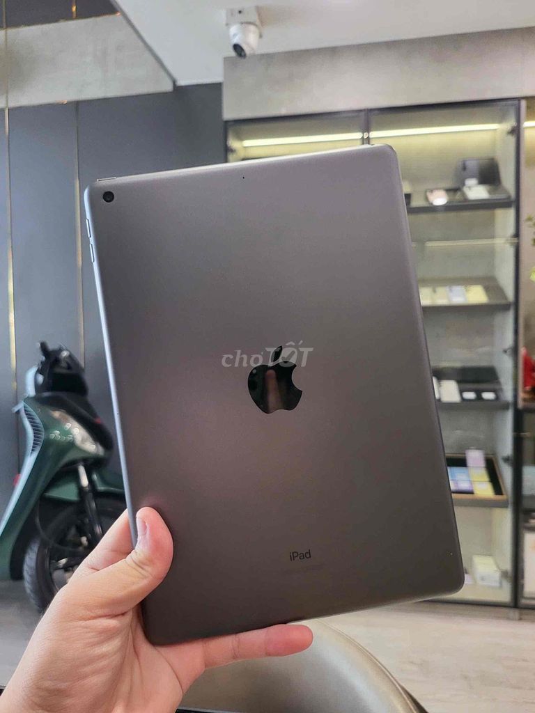 Apple iPad Gen 9 64GB Đen Chính Hãng Za/a Like New. Mua bán Máy tính bảng tại Quận 8 Tp Hồ Chí Minh được đăng bởi CA REM BÁN TÁO hình 1