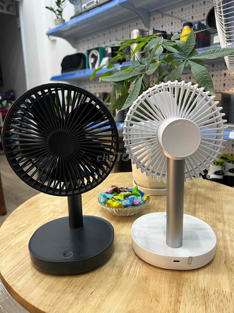 Quạt sạc tích điện để bàn Xiaomi JIPIN JP-F05 , có. Mua bán Quạt tại Huyện Hóc Môn Tp Hồ Chí Minh được đăng bởi Siri hình 3