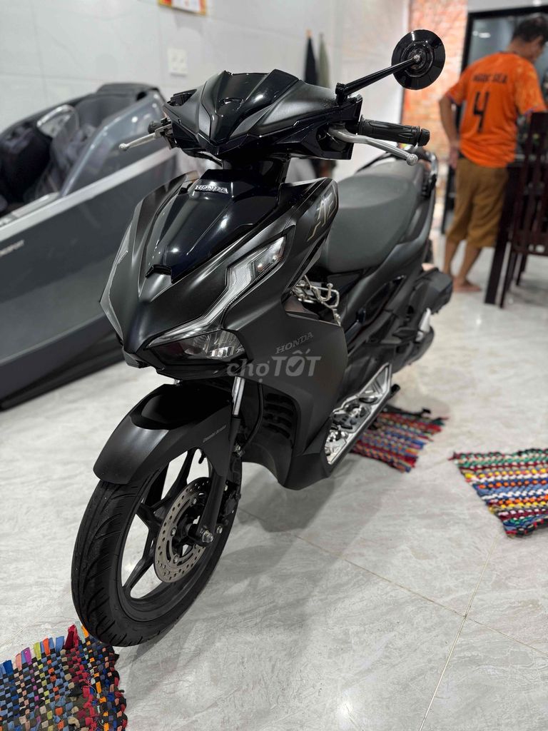 Honda Air Blade 125 4V черный матовый