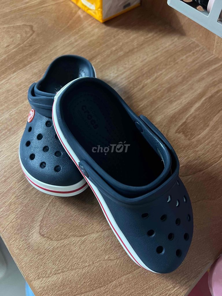 giày dép Crocs cho bé