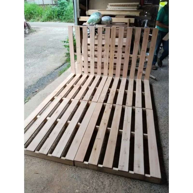 THANH LÝ PALLET MỚI MUA 3 THÁNG